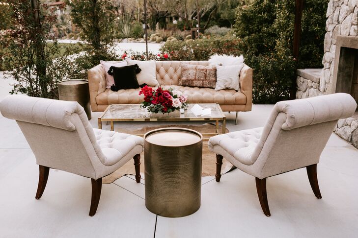 Neutral Lounge Furniture at Colony 29