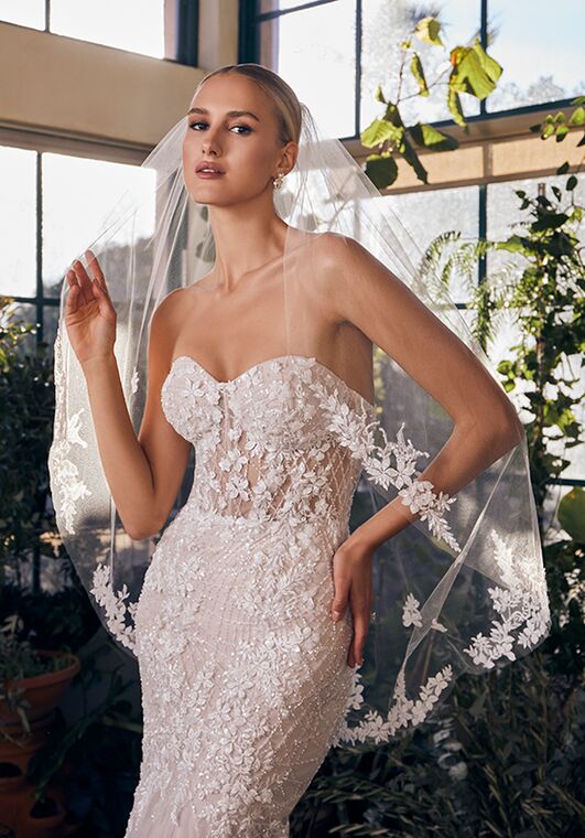 Casablanca Bridal Style 2523 Evelise Fit-and-Flare Wedding Dress - 7