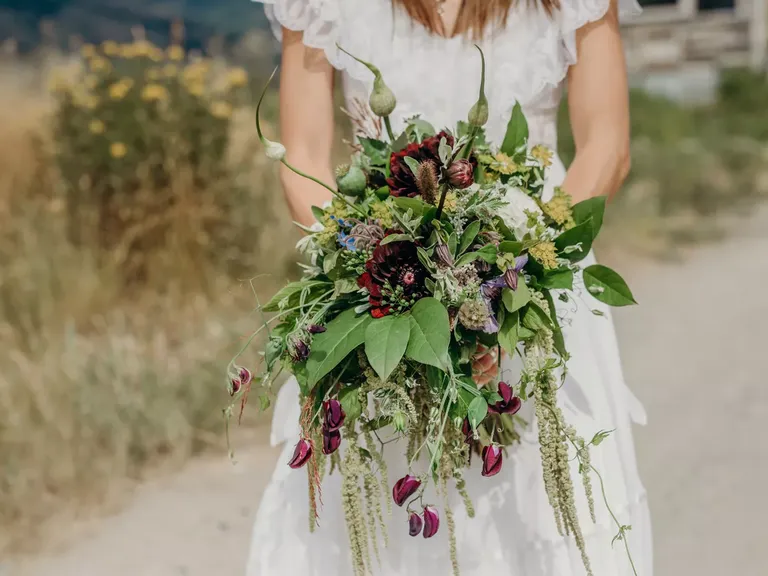 Grand in Green Wildflower Bouquet Idea