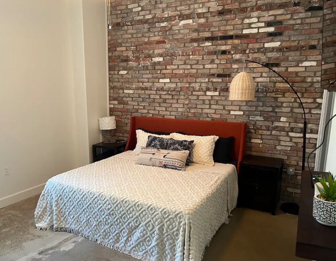 Picture of Downtown Corsicana Home Airbnb