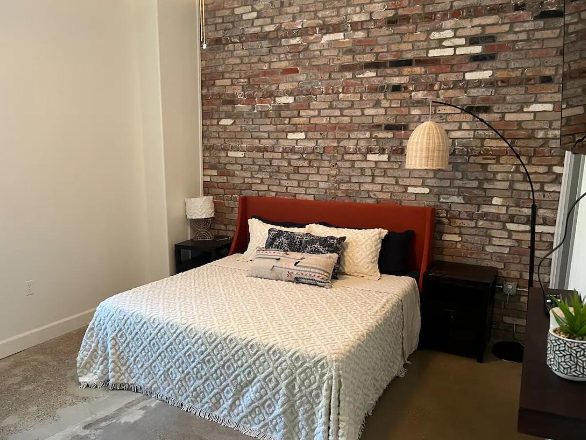 Picture of Downtown Corsicana Home Airbnb