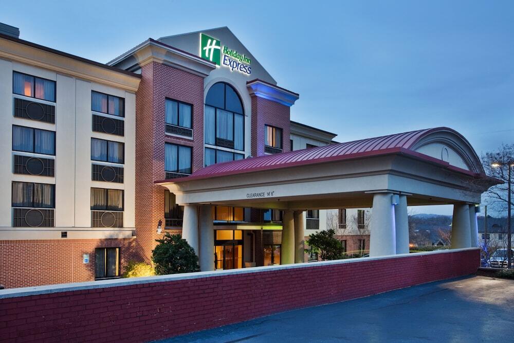 Picture of Holiday Inn Express & Suites Greenville - Downtown by IHG