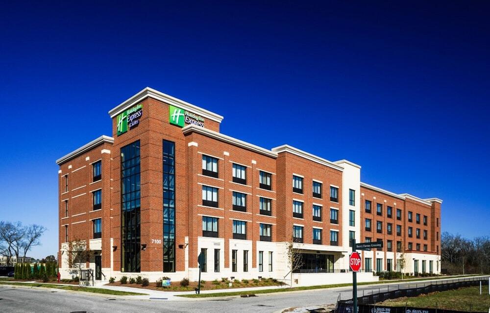 Picture of Holiday Inn Express & Suites Franklin - Berry Farms by IHG