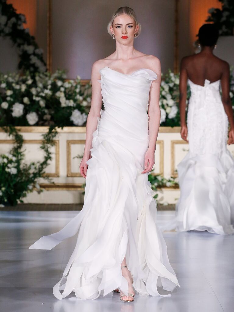 Unique wedding dress, deconstructed elegance BFW 2024. 