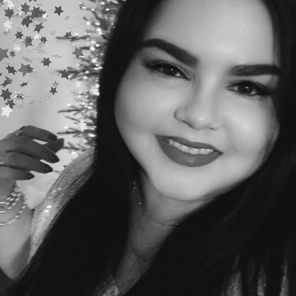 Maydeline Adorno