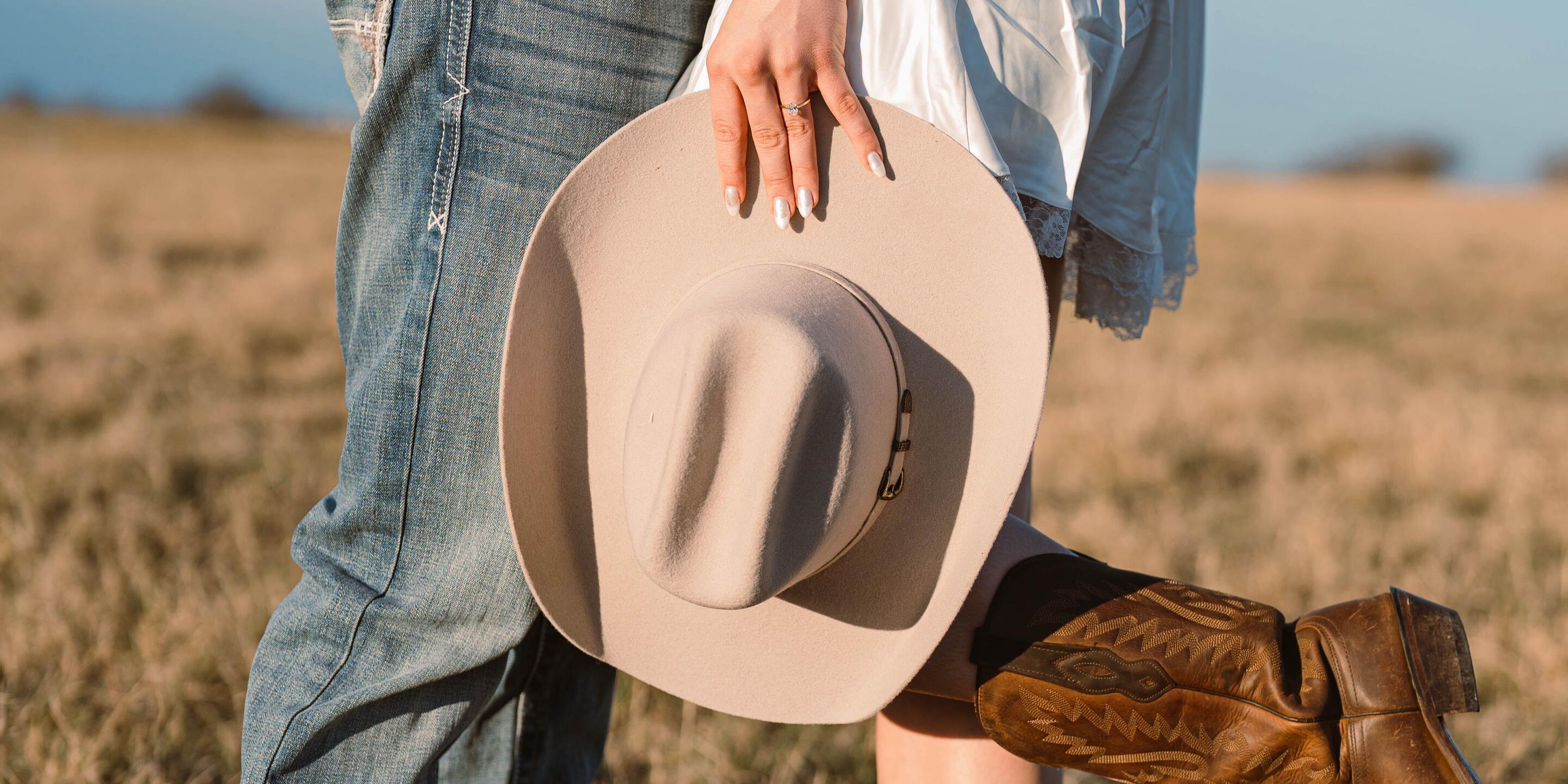 Sloane Denning and Hunter Rioux's Wedding Website - The Knot