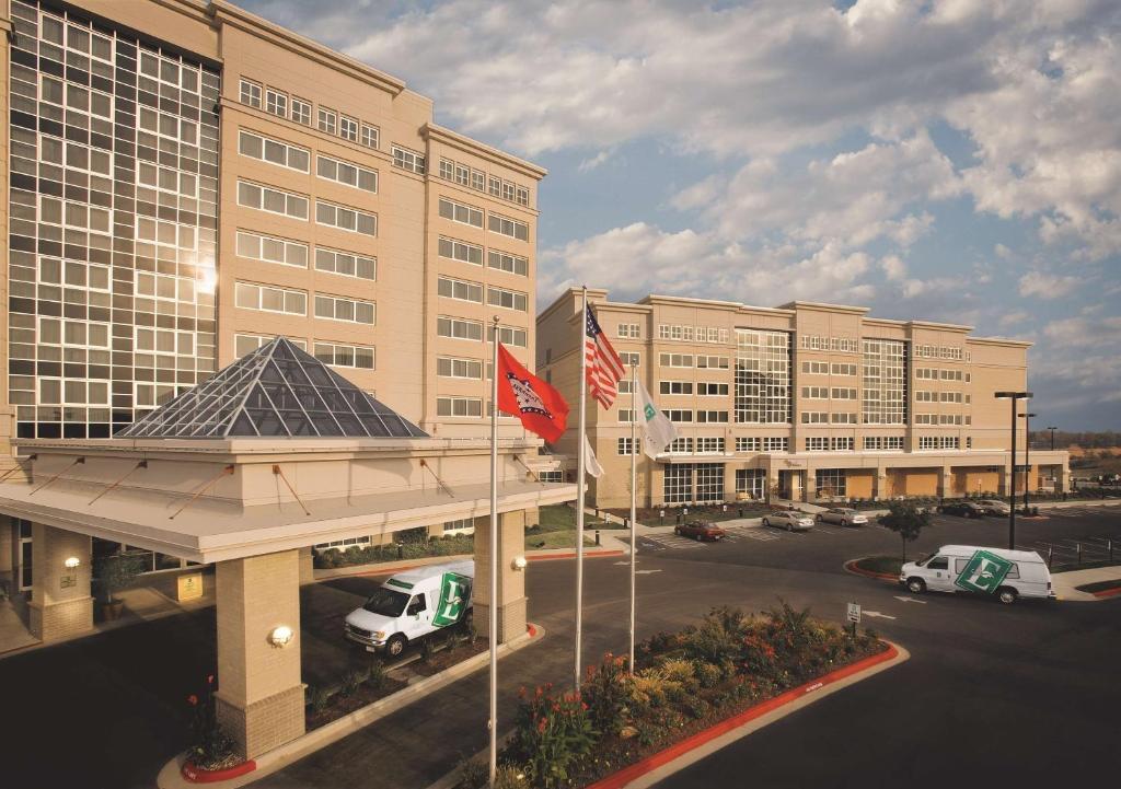 Picture of Embassy Suites Northwest Arkansas - Hotel, Spa & Convention Center