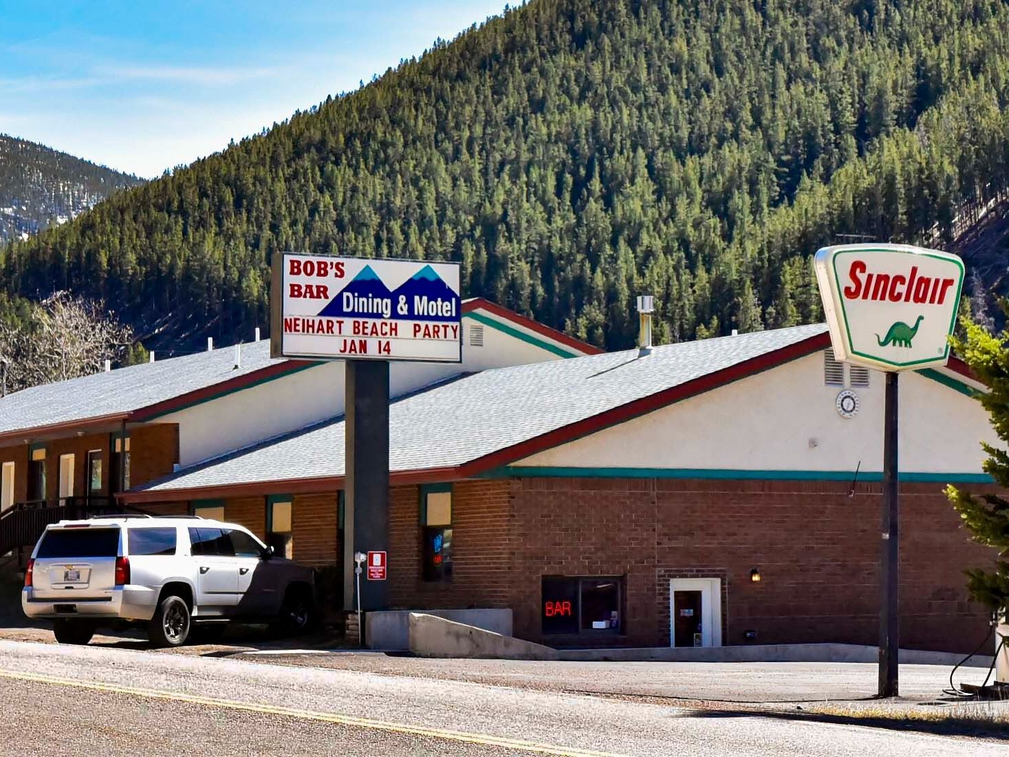 Picture of Bob's Bar Restaurant & Motel