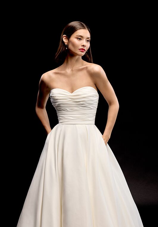 Justin Alexander Signature Chandra A-Line Wedding Dress - 4