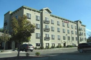 Picture of Parkwood Inn & Suites