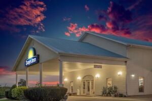 Picture of Days Inn by Wyndham Hardy