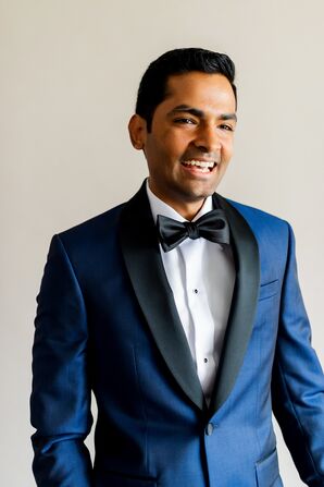Groom in Navy Shawl-Collar Tuxedo