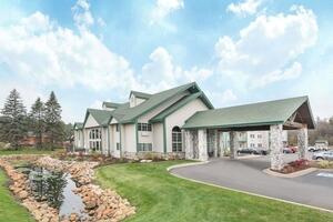Picture of Baymont by Wyndham Baxter/Brainerd Area