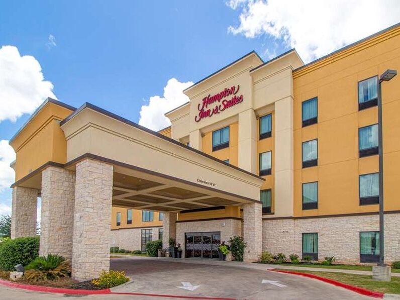Picture of Hampton Inn & Suites Bastrop