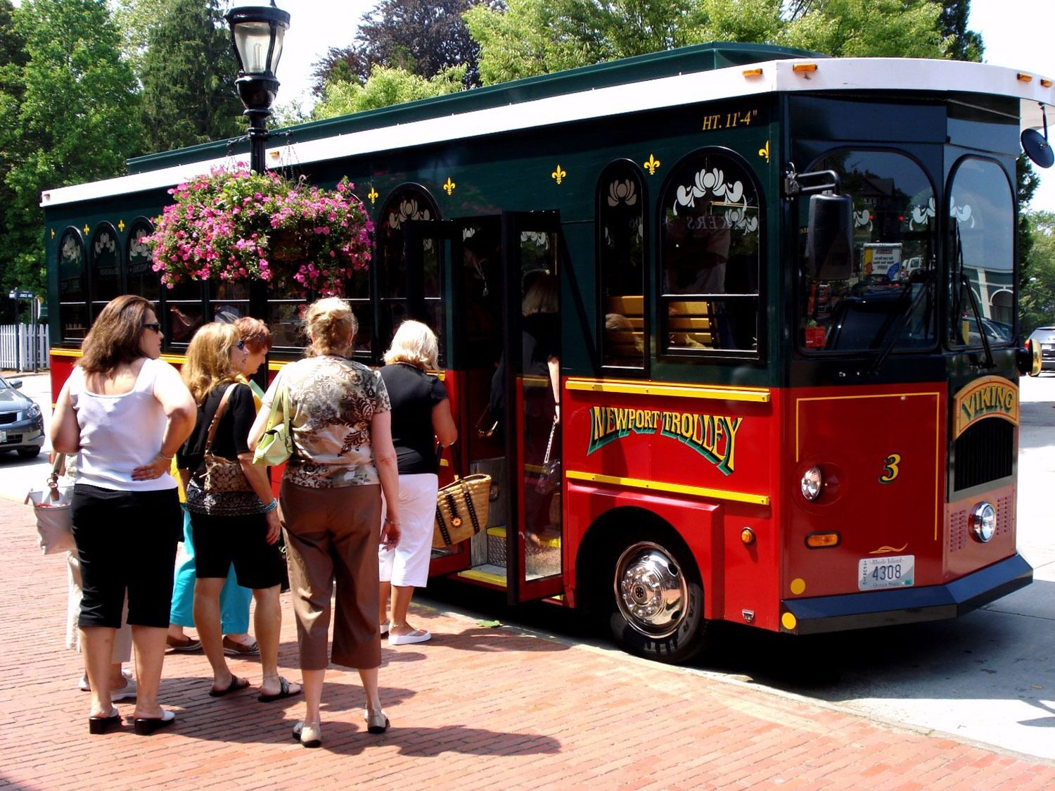Picture of Newport Travel Trolley Tours