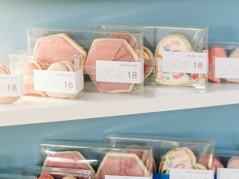 Cookie escort cards