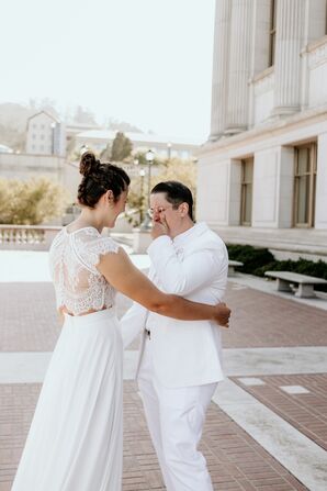 First Look During Elopement at UC Berkeley