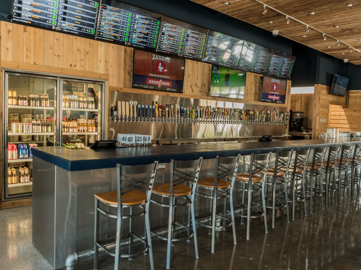 Picture of Castaway's Sports Bar & Grill Singer Island