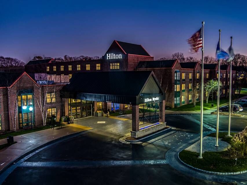 Picture of Hilton Mystic