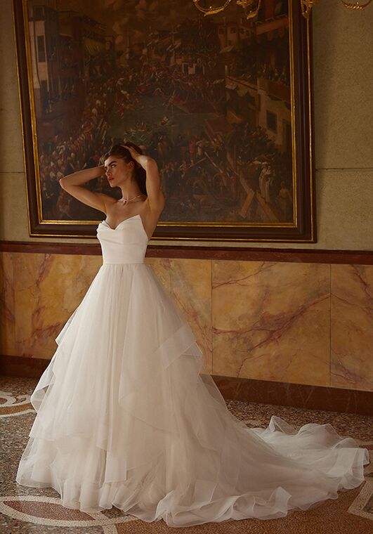 Justin Alexander Infinity Ball Gown Wedding Dress - 6