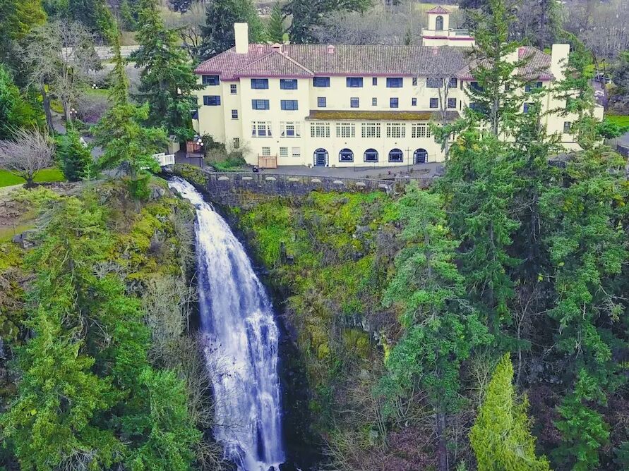 Picture of Columbia Gorge Hotel & Spa