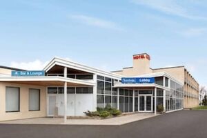 Picture of Travelodge by Wyndham Richmond Hill