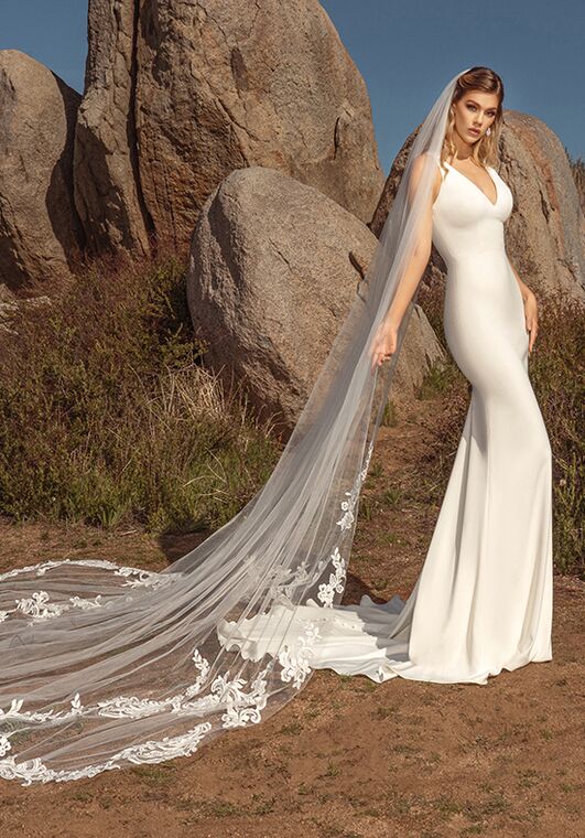 IVOIRE by KITTY CHEN COLINA, V2208 Sheath Wedding Dress - 6