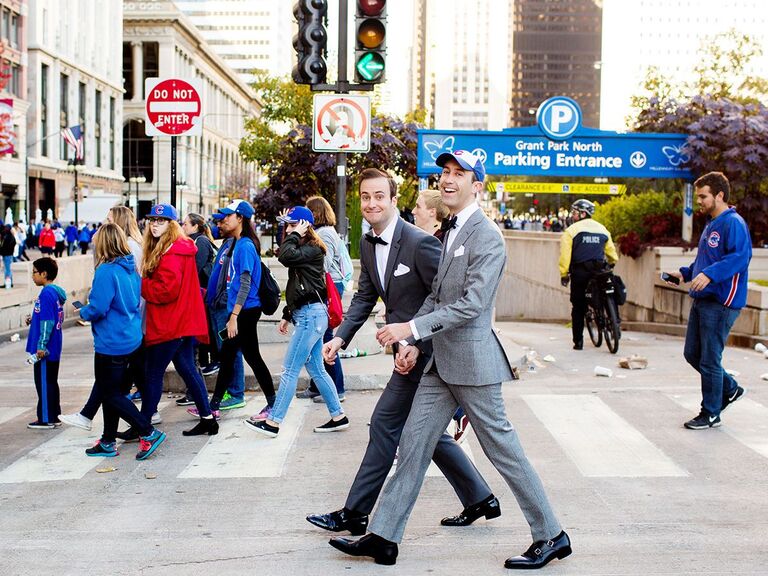 grrom and groom crossing street in Chicago