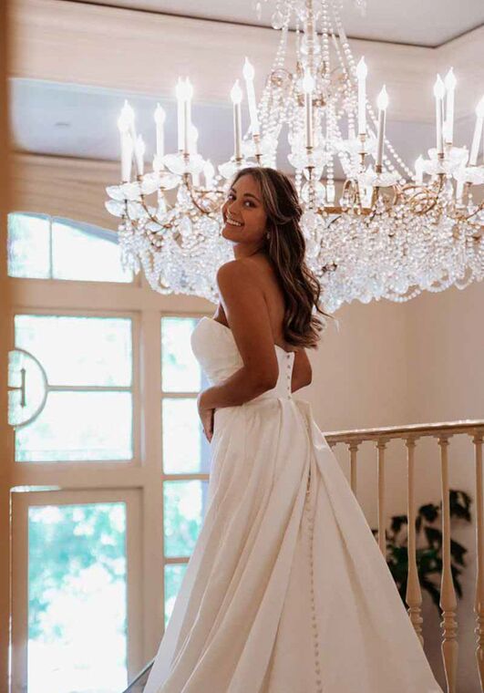 Essense of Australia D3705 Column Wedding Dress - 6