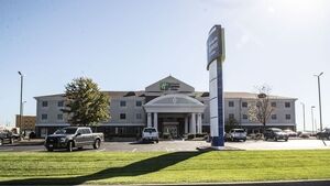 Picture of Holiday Inn Express & Suites Sedalia