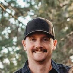 Evan Carlton 