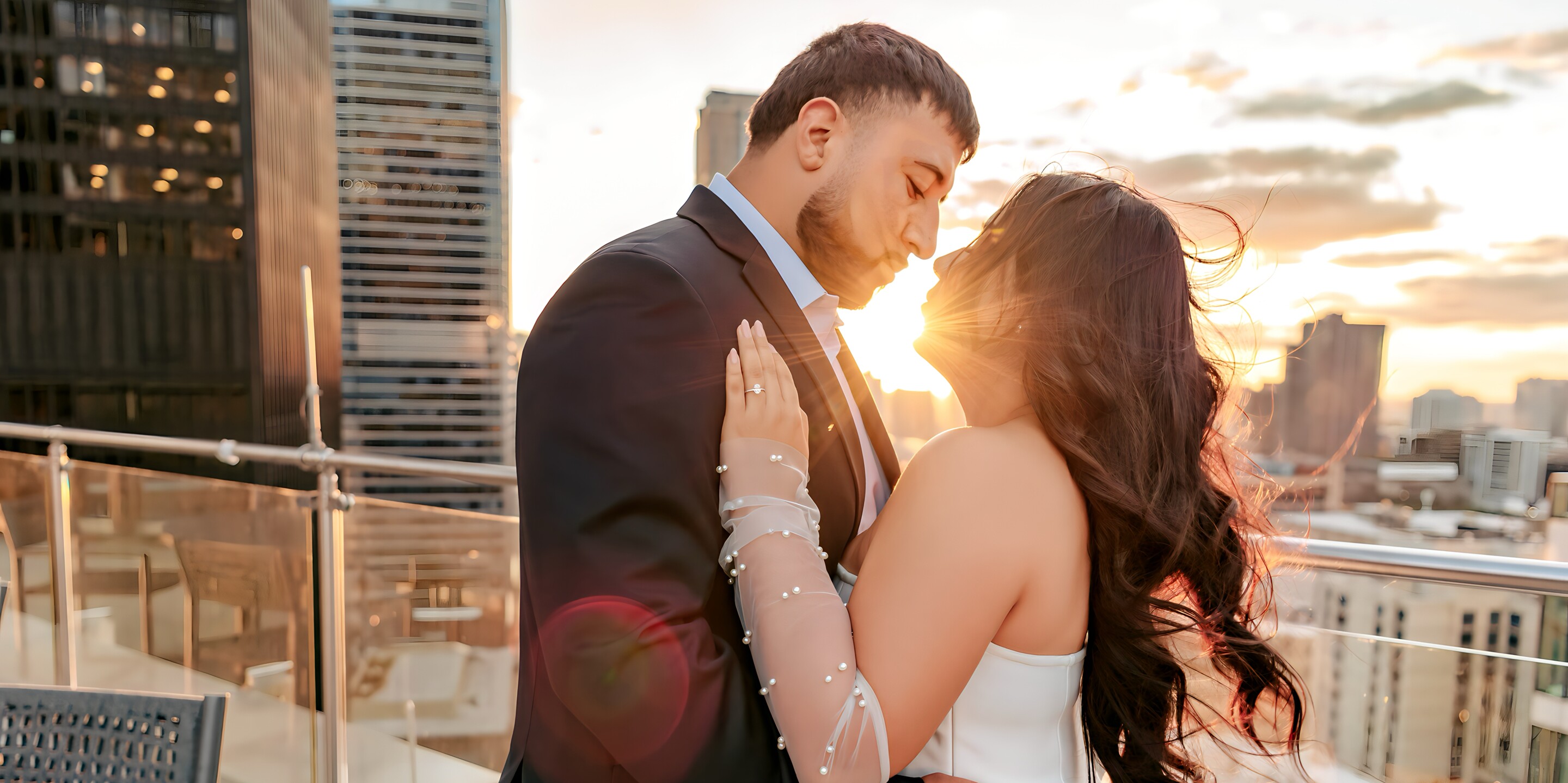 Daisy & Juan Home Page Banner