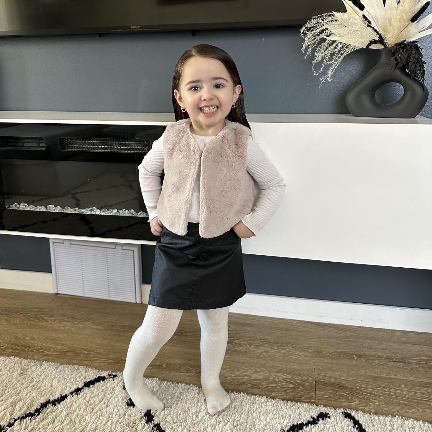 Isabella Caniouras