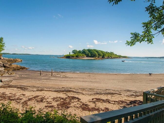 Picture of Explore Private Beaches