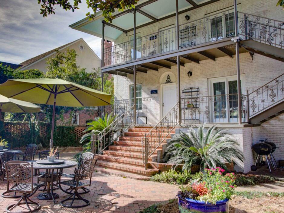 Picture of Jubilee Suites Bed and Breakfast 