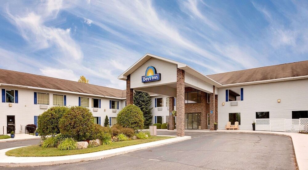 Picture of Days Inn by Wyndham Cadillac