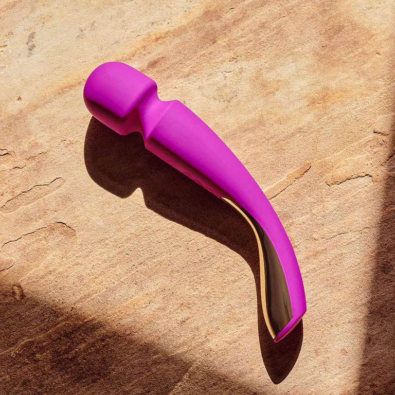 Fuchsia LELO Smart Wand for the best waterproof vibrator