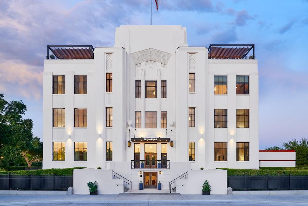 Picture of The Darling Hotel