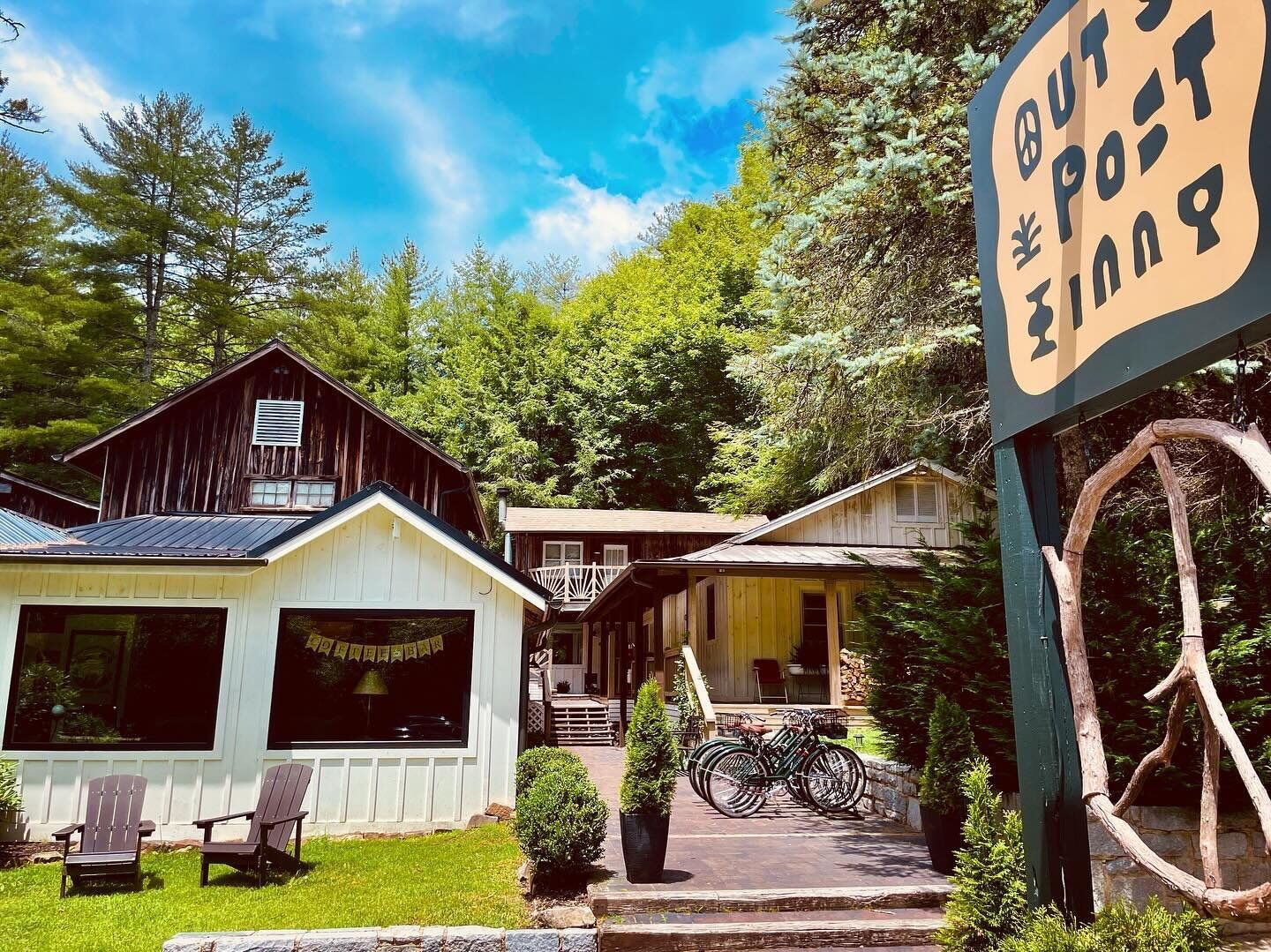 Picture of The Outpost Inn Highlands