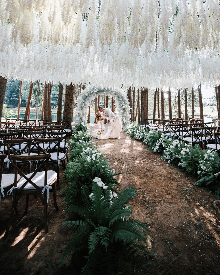 Jessica Hirsch's 'Twilight' Wedding Photos and Details