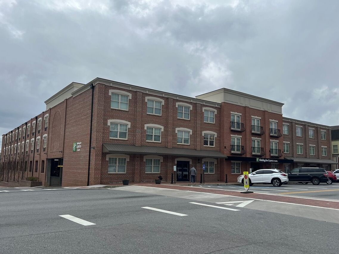 Picture of Holiday Inn Express & Suites Dahlonega - University Area, an IHG Hotel