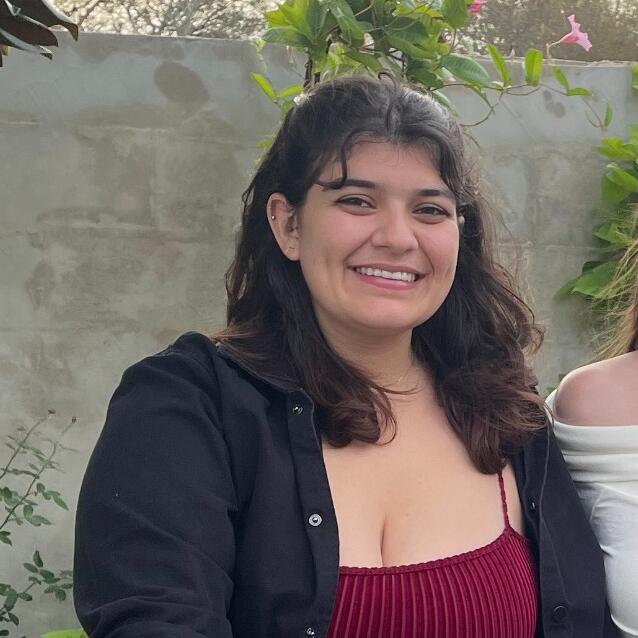 Sofia De La Cruz
