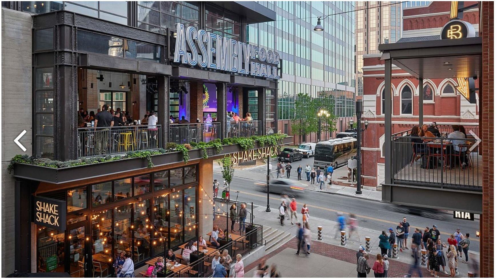 Picture of Fifth + Broadway