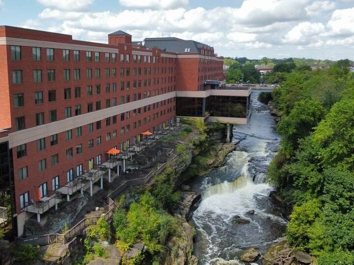 Picture of Sheraton Suites Akron Cuyahoga Falls