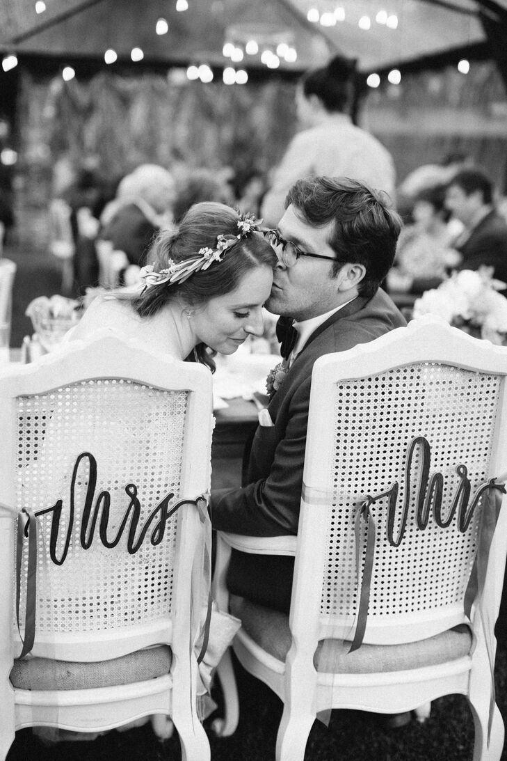 Black and White Reception Kiss