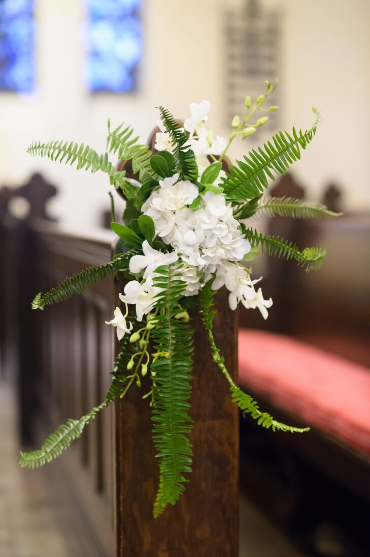 Green Fern Aisle Decoration