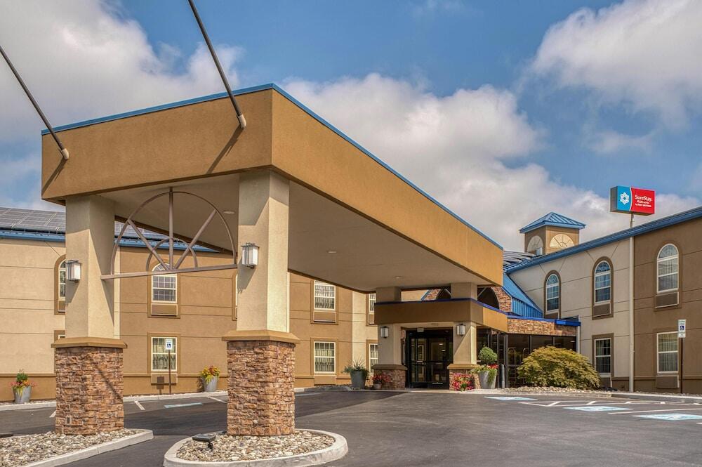 Picture of SureStay Plus Hotel by Best Western Elizabethtown Hershey
