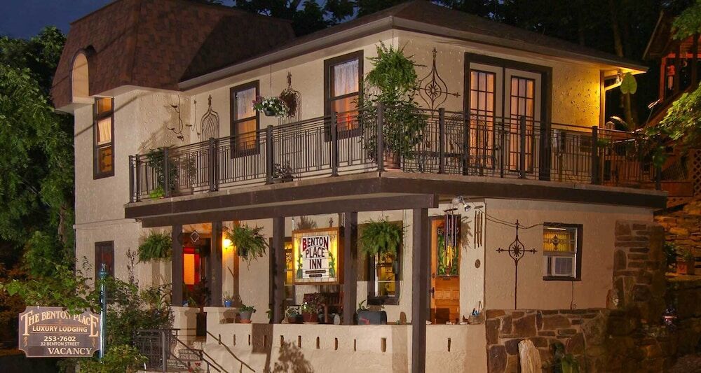 Picture of BENTON PLACE INN