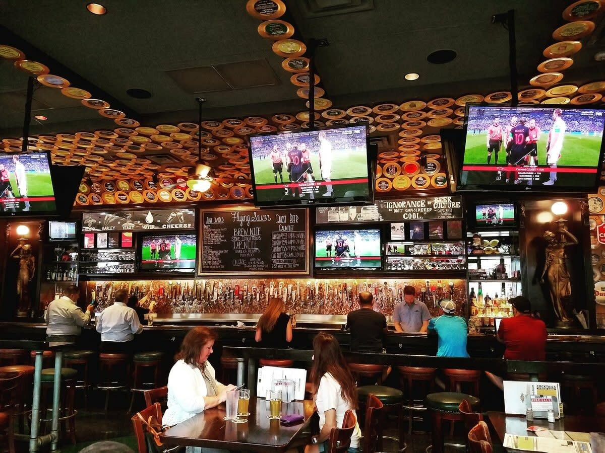 Picture of Flying Saucer Draught Emporium