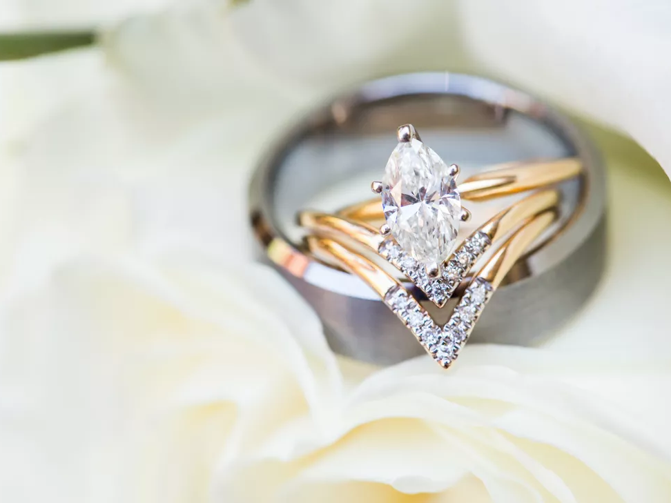 Here's The Average Engagement Ring Cost in 2023 According to Data